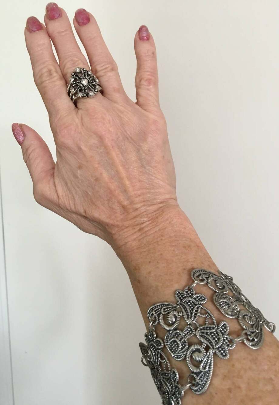 Premier Designs Naomi Rhinestone Ring 8.75, Lace Filigree Butterfly Bracelet